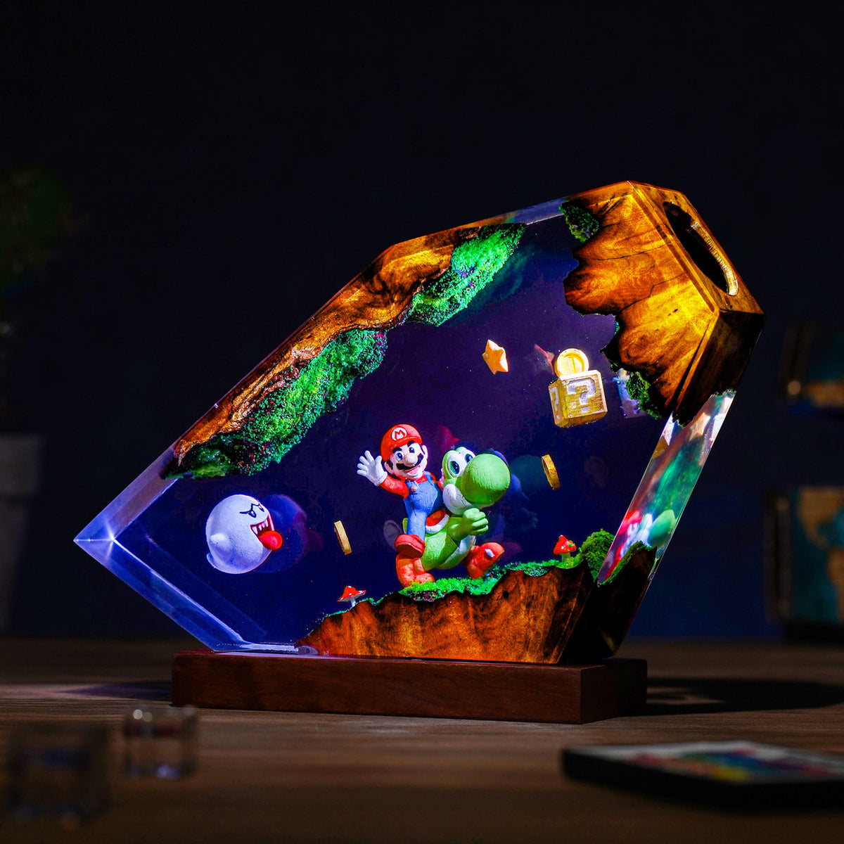 Geometric Super Mario World Resin Lamp