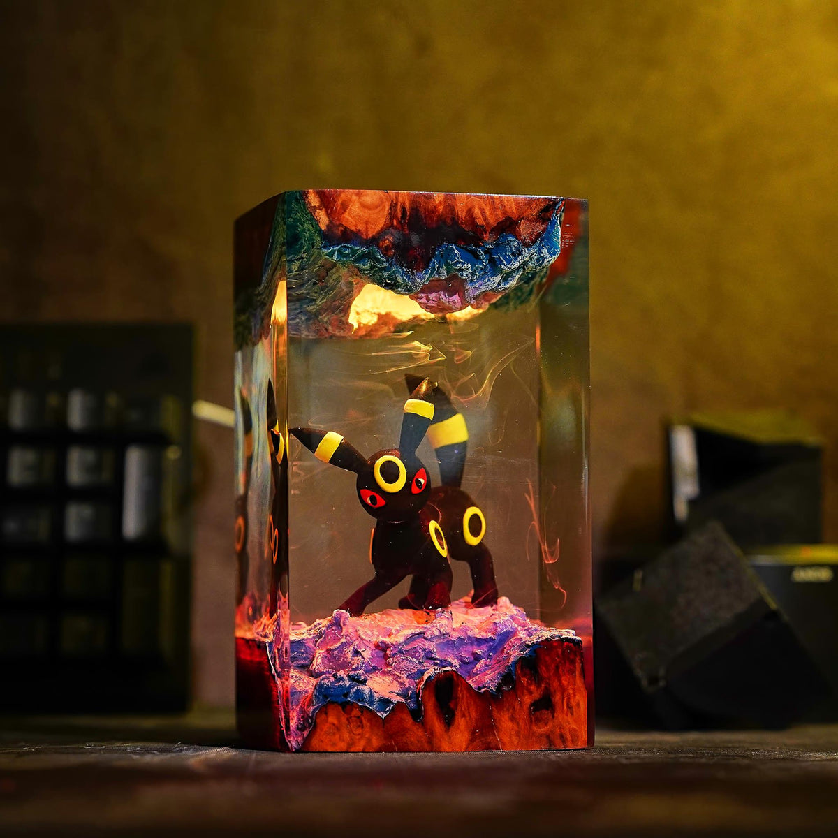 Diorama Umbreon Epoxy Resin Lamp