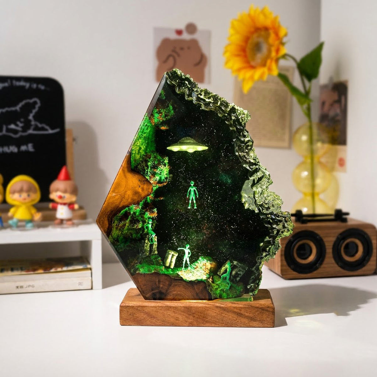 Handmade Sci-Fi Resin Night Light - Green Alien UFO Diorama