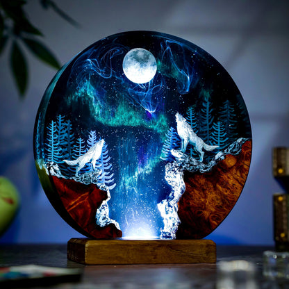 Howling Wolf Full Moon Aurora Epoxy Resin Night Light