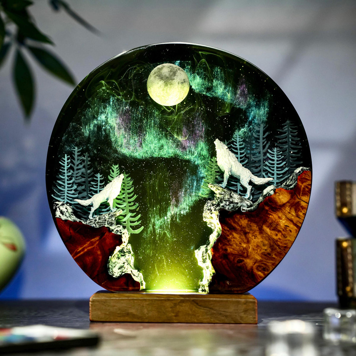 Howling Wolf Full Moon Aurora Epoxy Resin Night Light