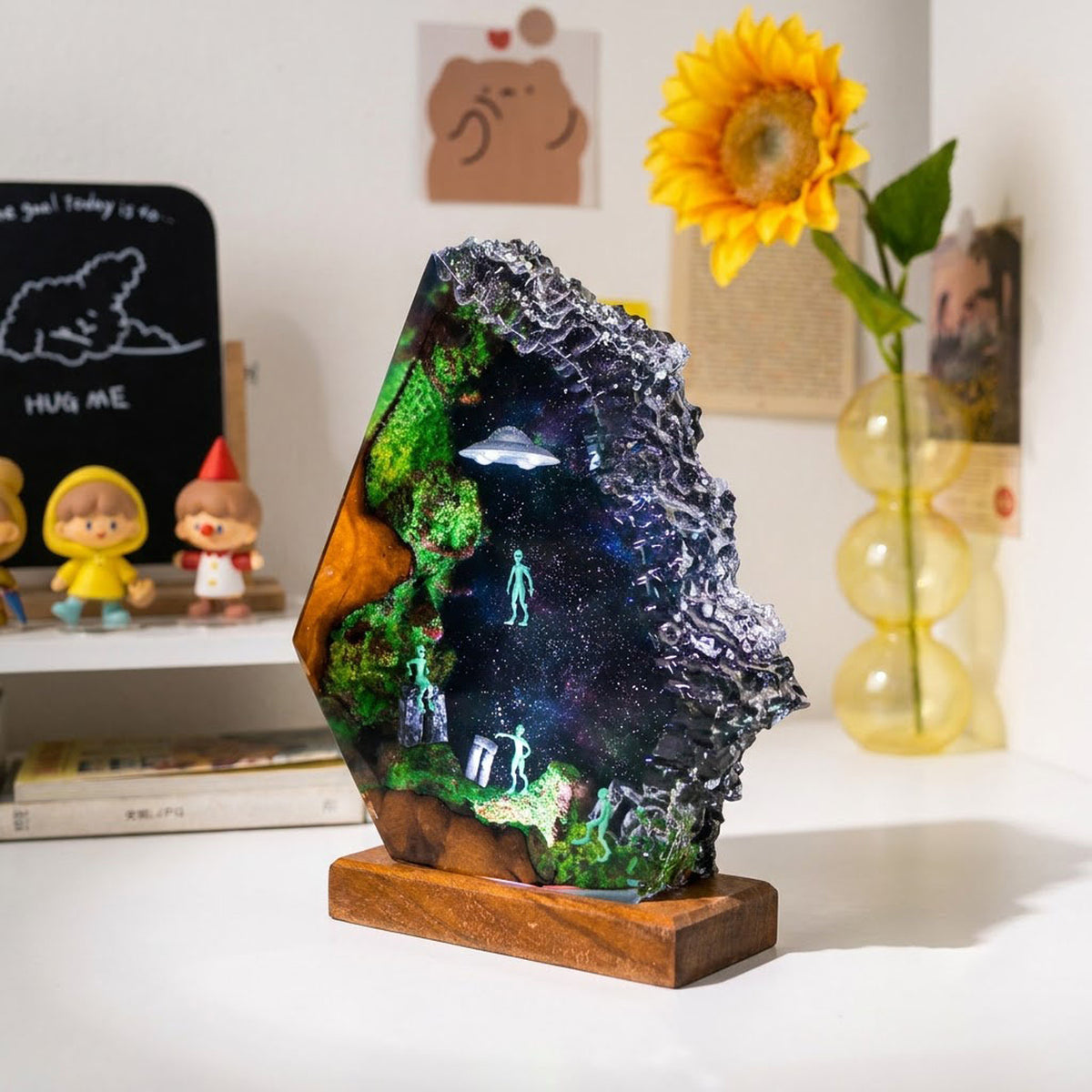 Handmade Sci-Fi Resin Night Light - Green Alien UFO Diorama