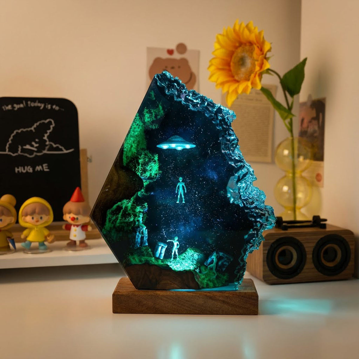 Handmade Sci-Fi Resin Night Light - Green Alien UFO Diorama