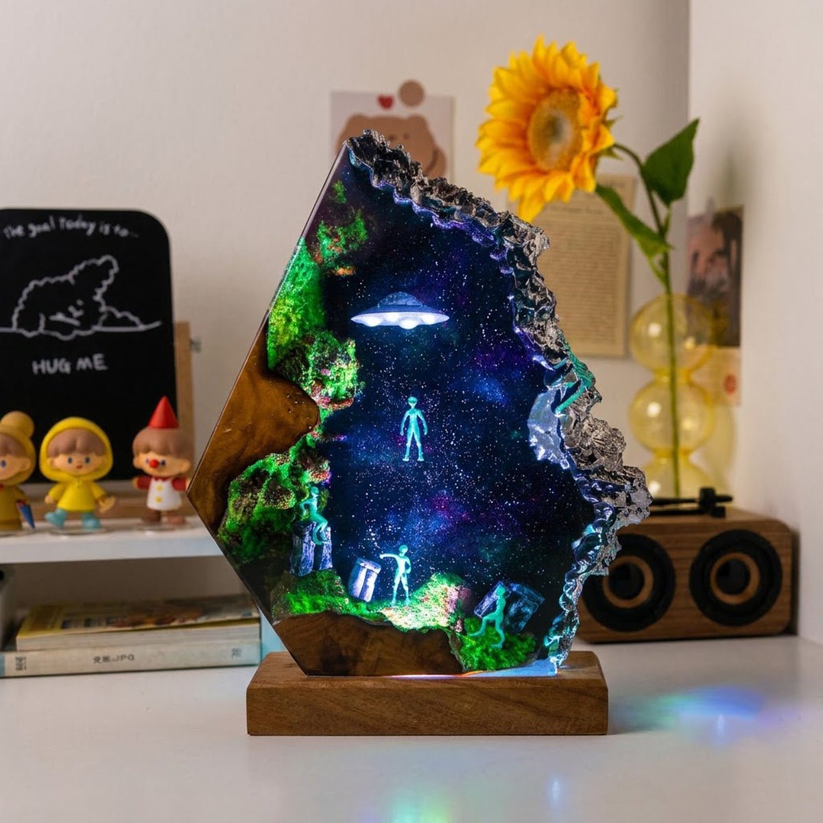 Handmade Sci-Fi Resin Night Light - Green Alien UFO Diorama