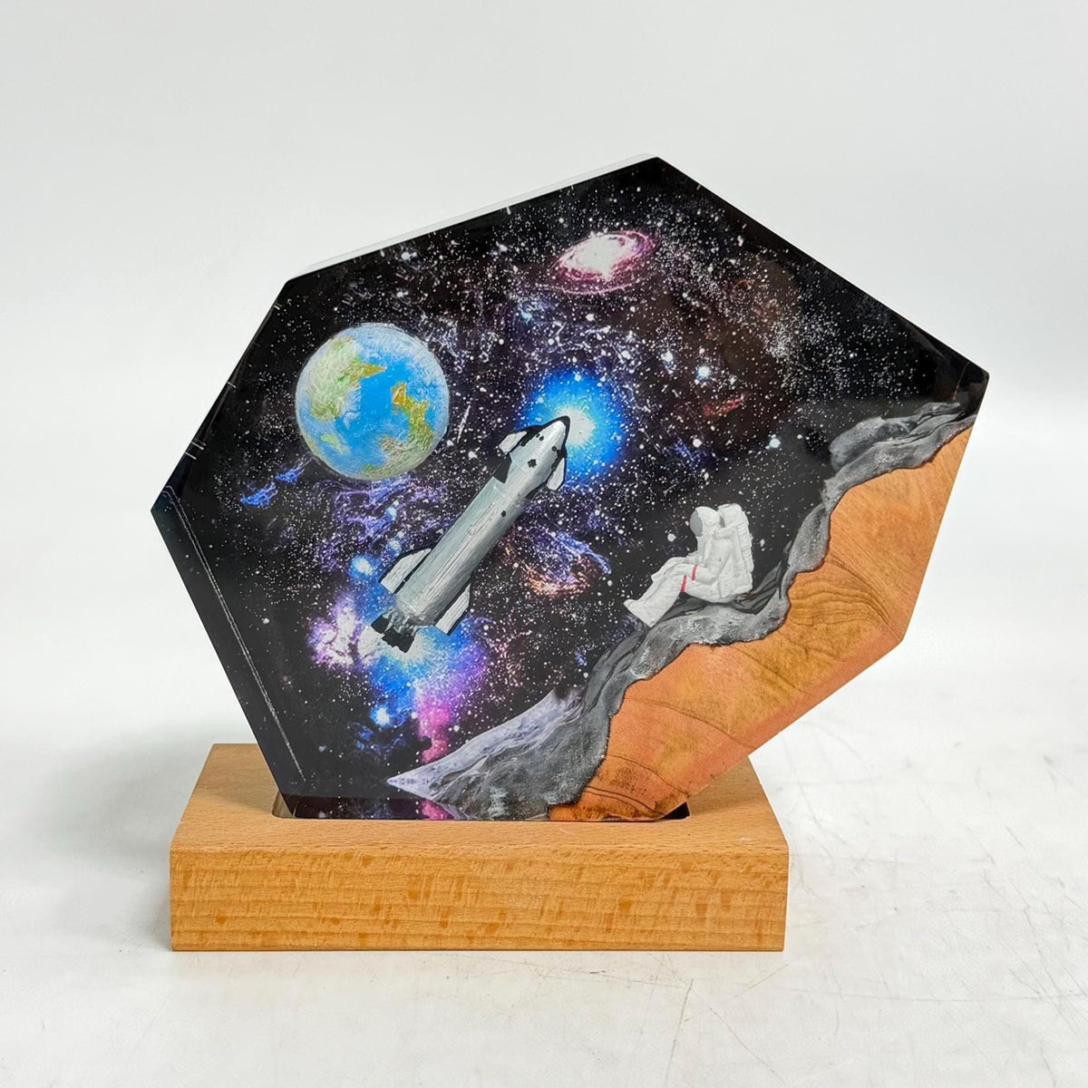Hexagon Astronaut Galaxy Nebula Epoxy Resin Night Light Lamp