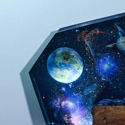 Sci-Fi Astronaut Saturn Planet Resin Wood Lamp - Unique Geek Gift