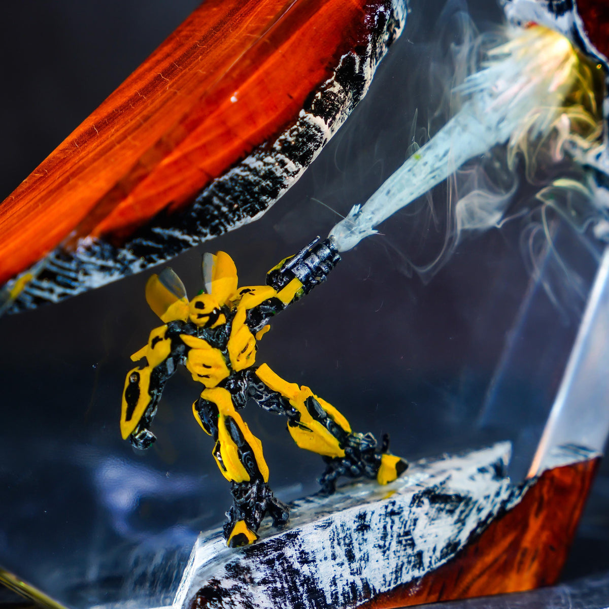 Bumblebee Laser Blast Resin Lamp - Transformers Anime Night Light Gift