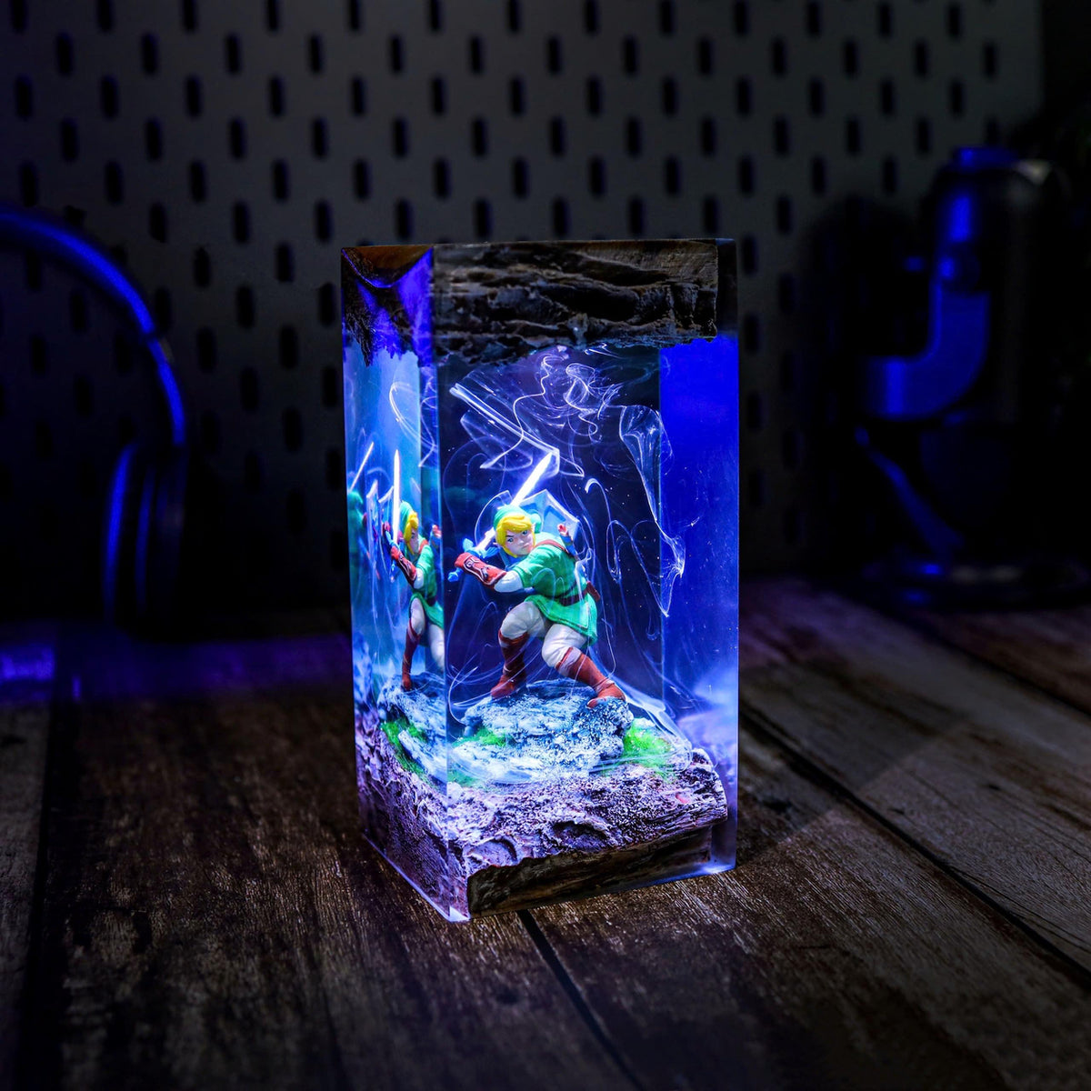 Zelda Link Resin Lamp - Master Sword Hylian Shield Cube Night Light