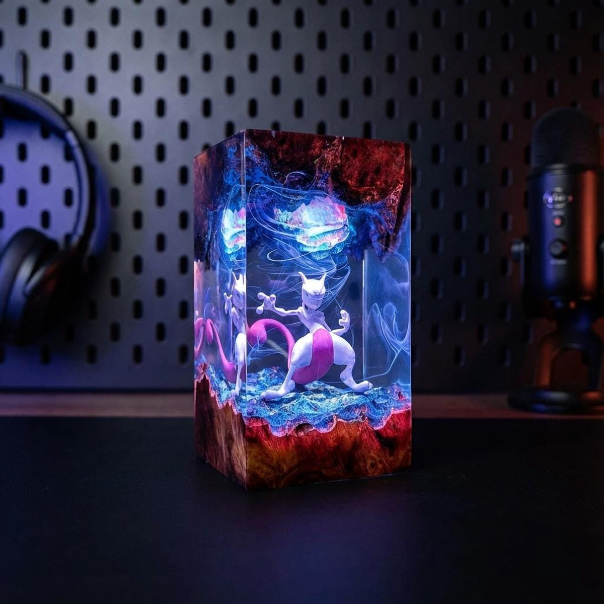 Mewtwo Energy Sphere Resin Lamp
