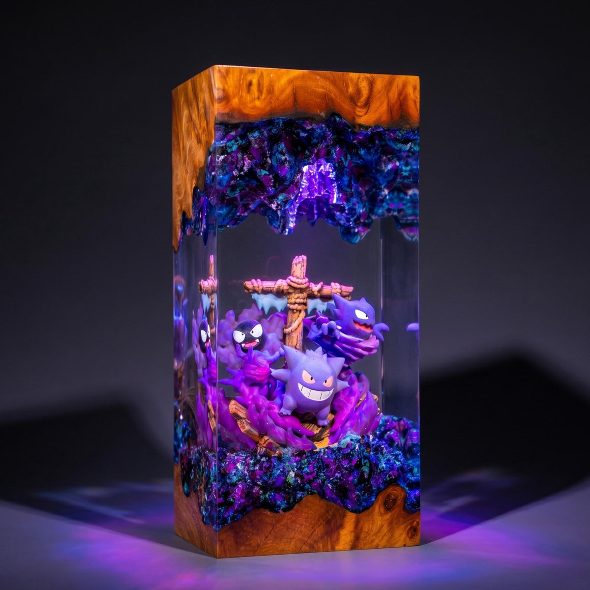 Gengar Evolution Graveyard Resin Lamp - Haunted Cross Pokémon Ghost Night Light