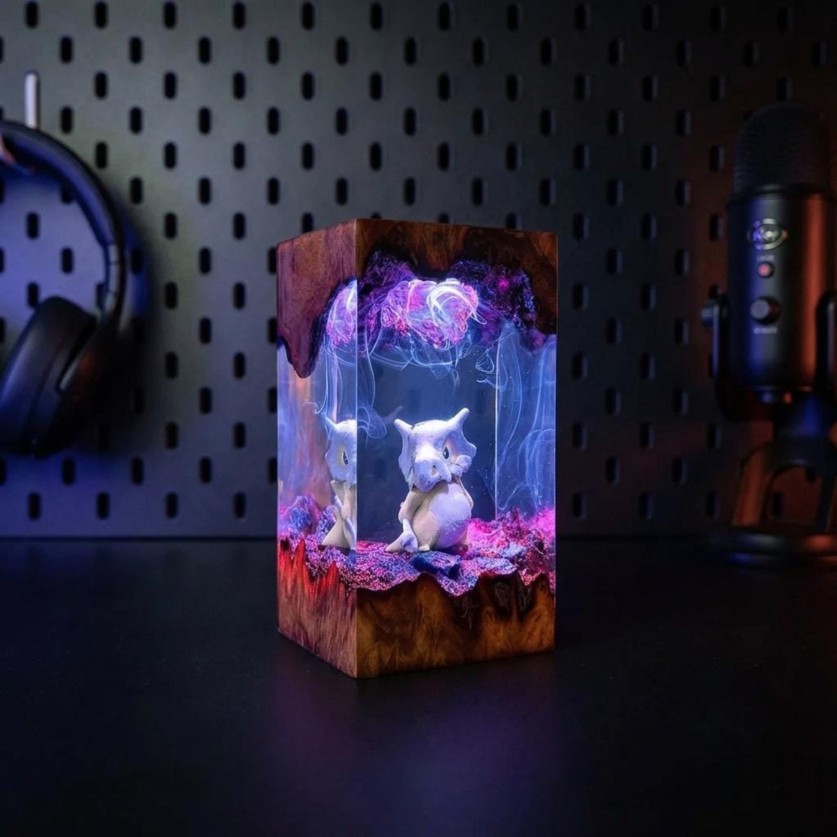 Lonely Cubone Resin Lamp - Ground-Type Pokémon Cube Night Light